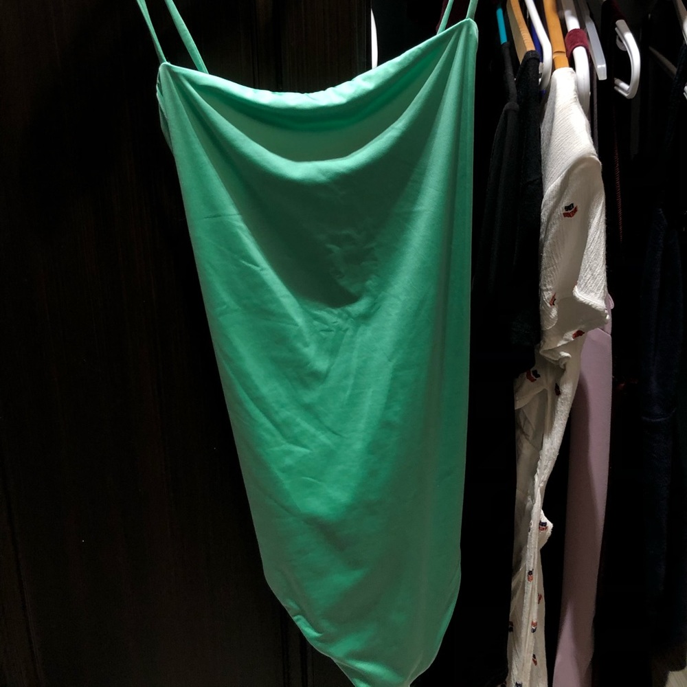 aritzia wilfred emerald green satin body suit